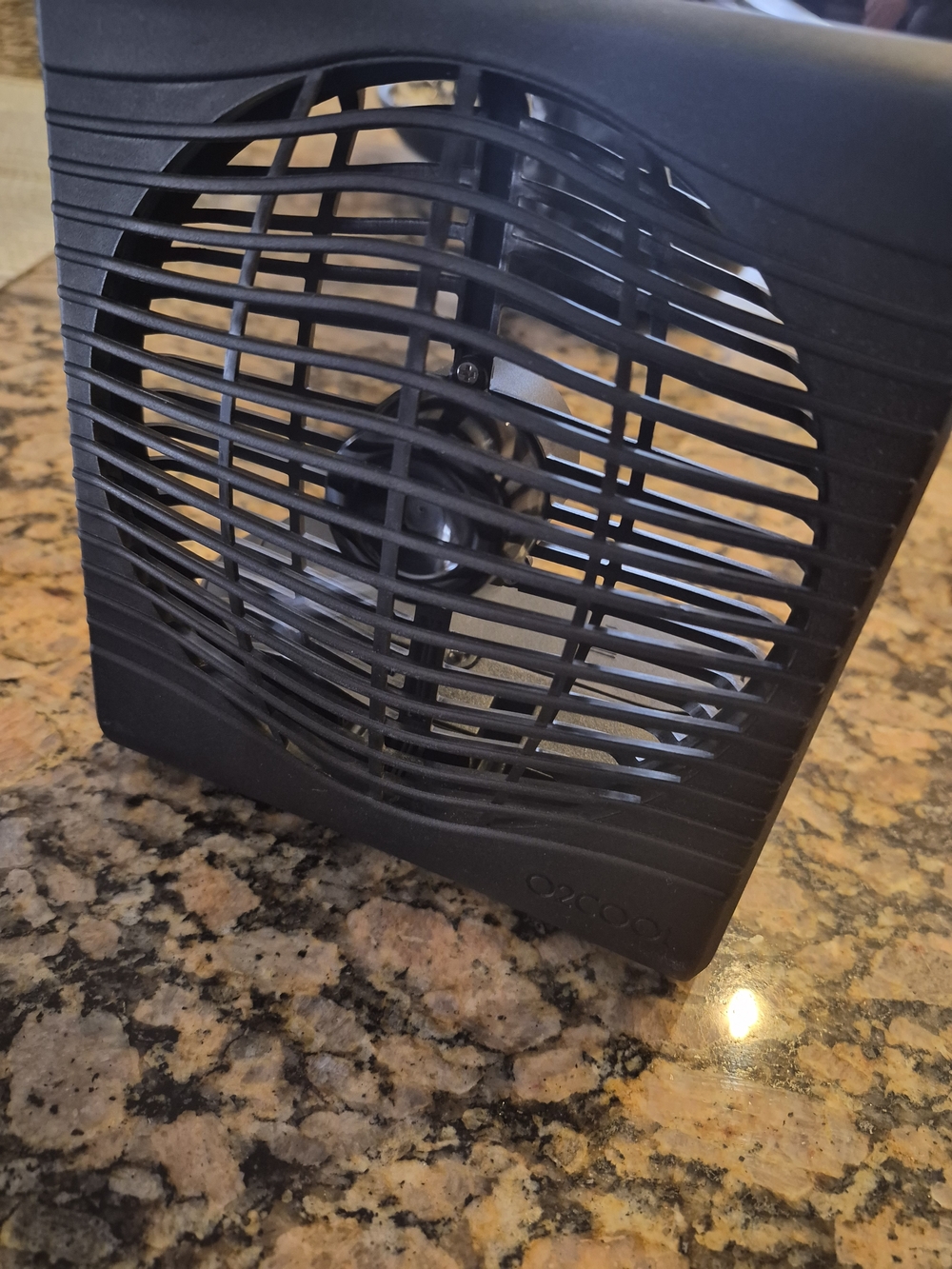 Black Battery Operated Portable Fan - 5 Inch - Picture 6 of 6